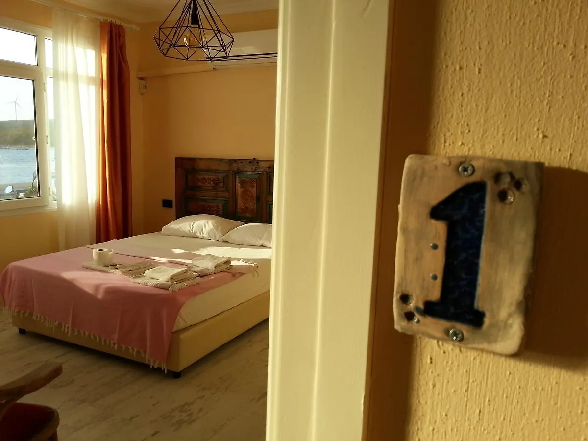 Sahil Pansiyon & Restaurant Seferihisar Turkey