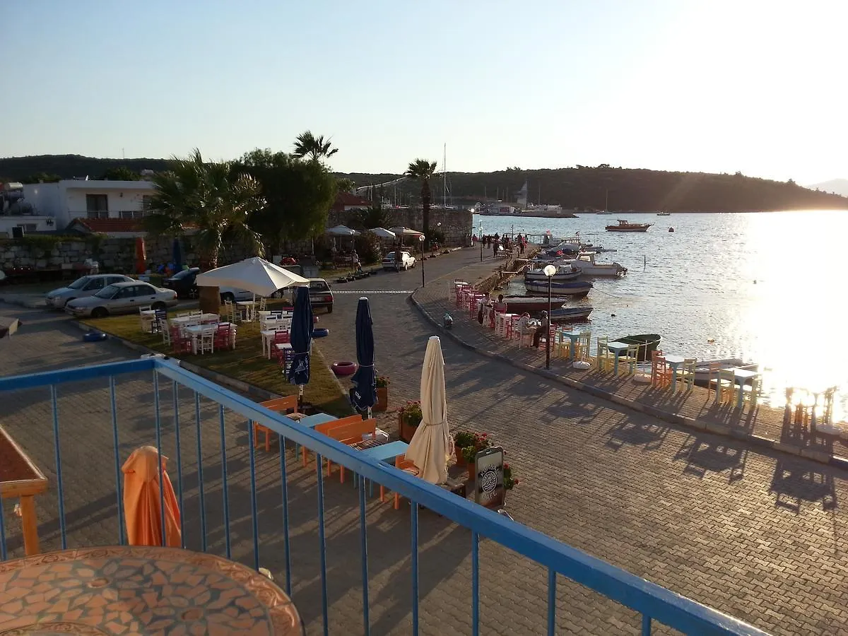 Sahil Pansiyon & Restaurant Seferihisar 0*,