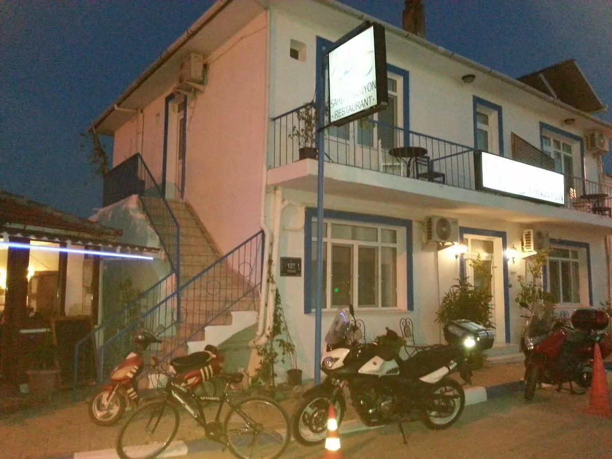 Sahil Pansiyon & Restaurant Seferihisar