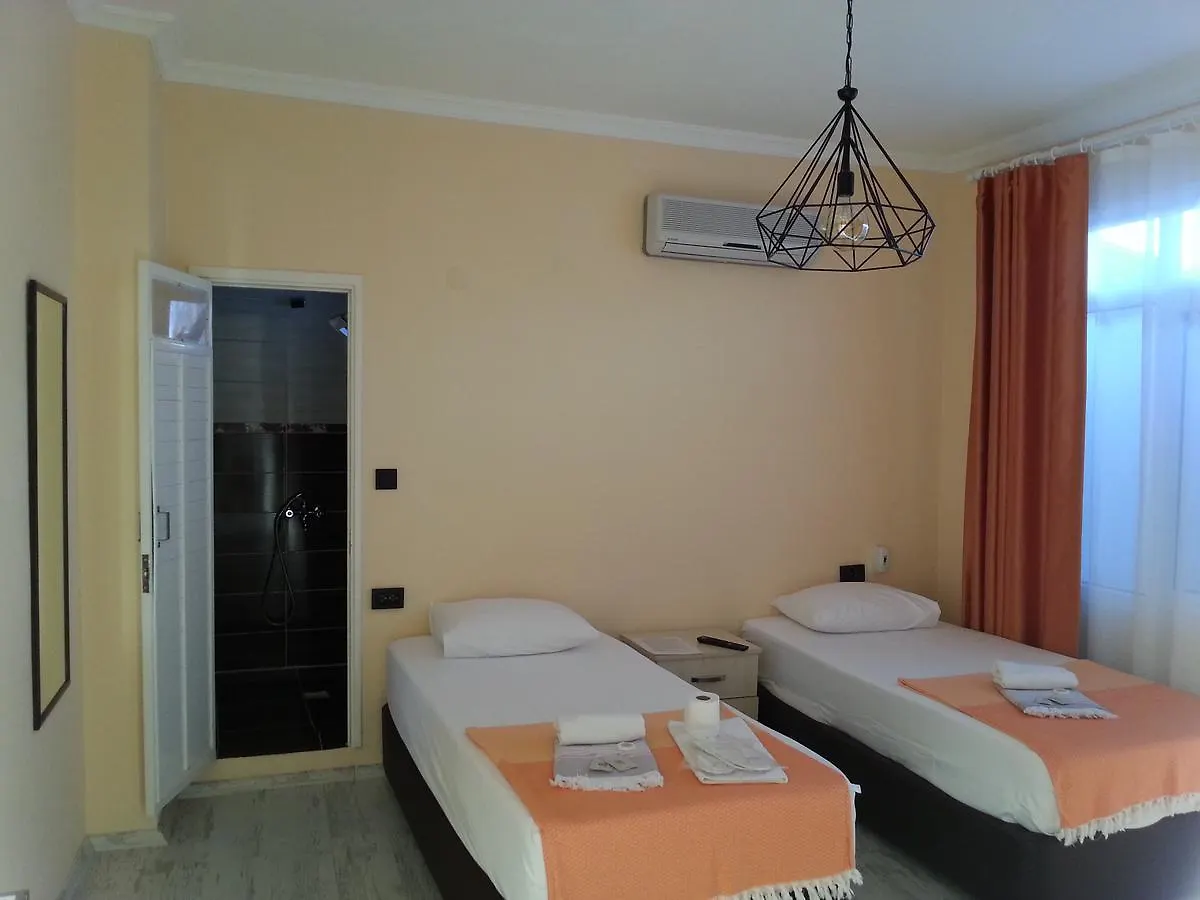 Sahil Pansiyon & Restaurant Seferihisar